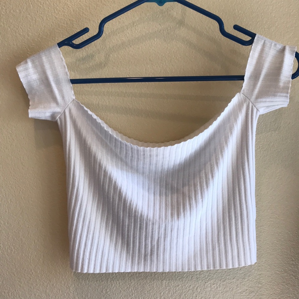 White crop top